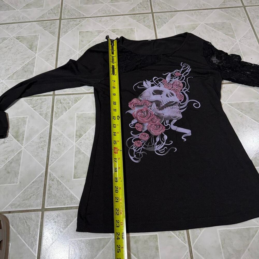 Black lace long sleeve top‎ - Picture 4 of 5